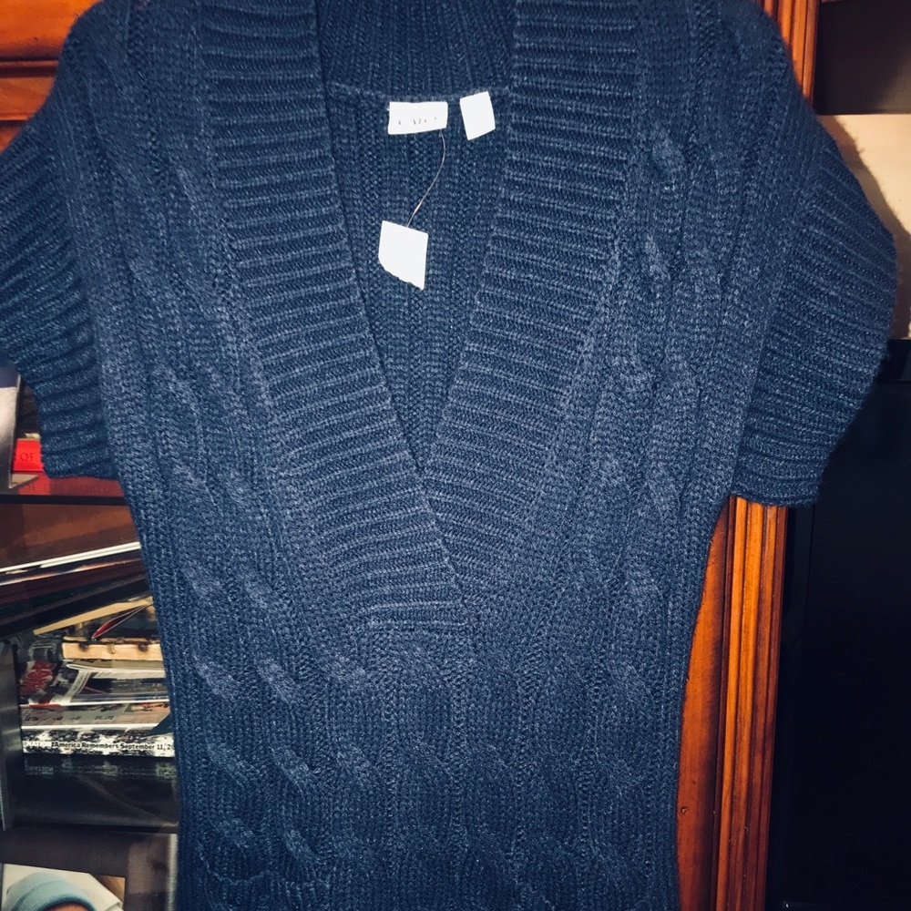 NWT Women’s Cato Sweater s/s - small.